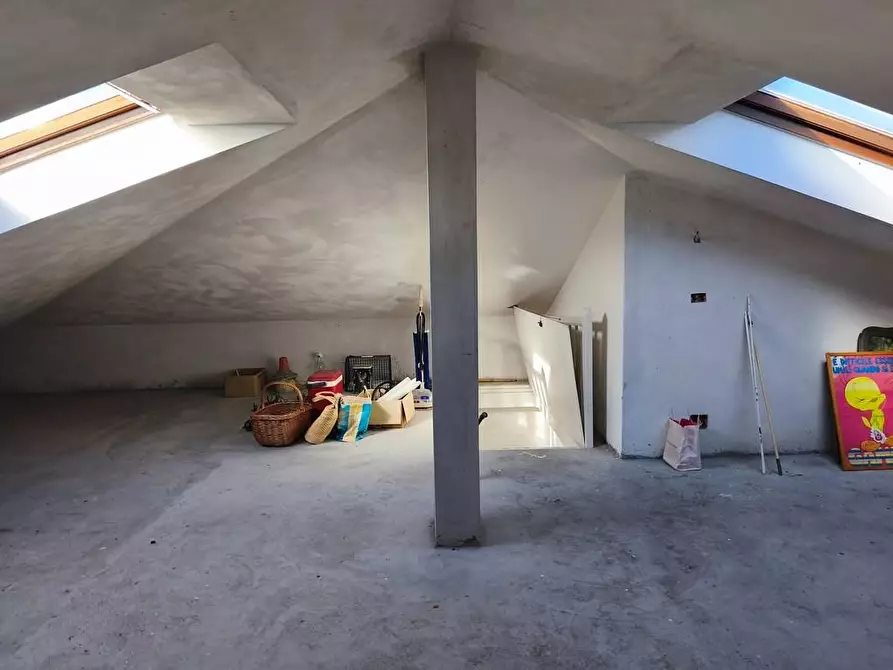 Immagine 14 di Casa semindipendente in vendita  a Carrara