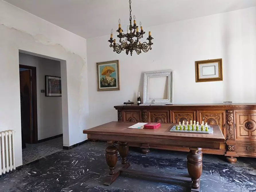 Immagine 4 di Casa semindipendente in vendita  a Carrara