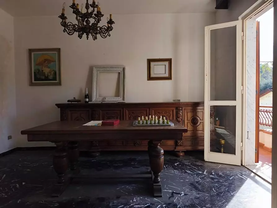 Immagine 10 di Casa semindipendente in vendita  a Carrara