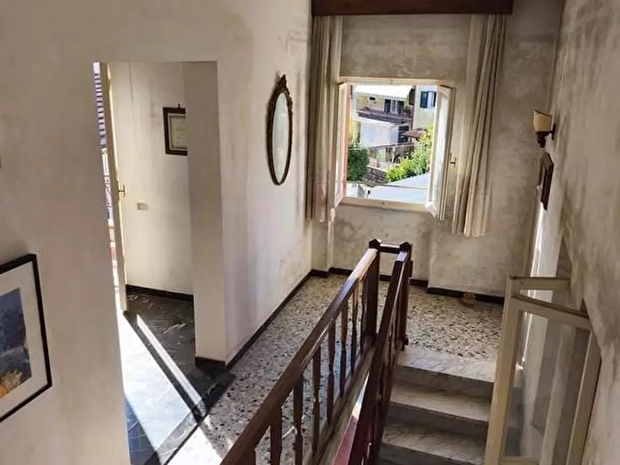 Immagine 6 di Casa semindipendente in vendita  a Carrara