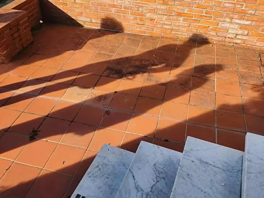 Immagine 22 di Casa semindipendente in vendita  a Carrara