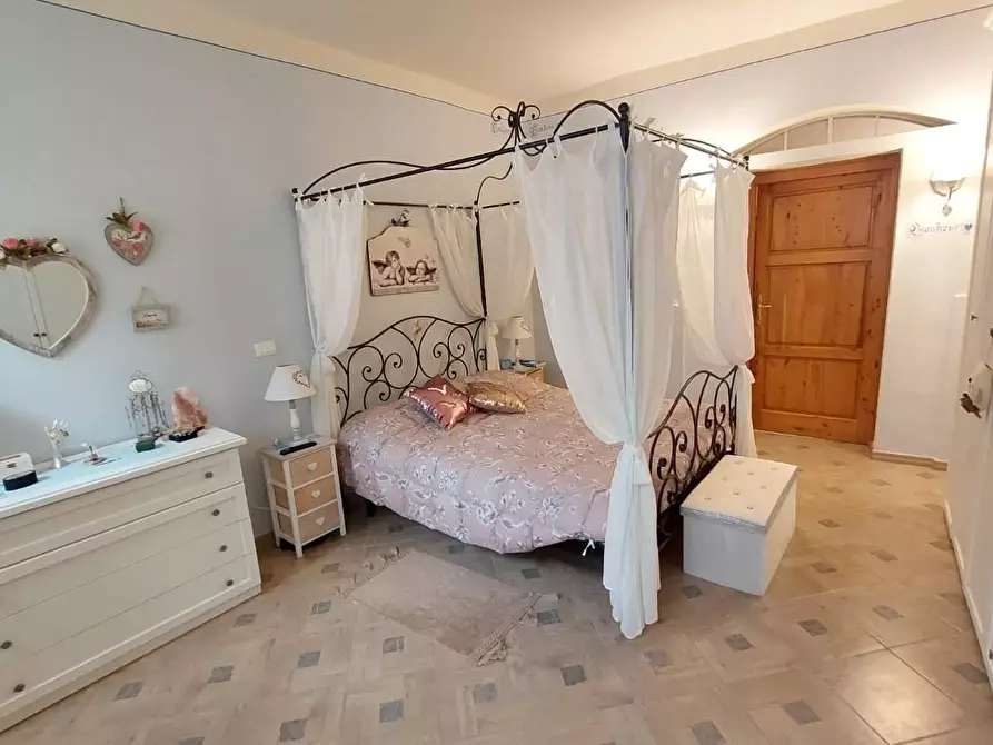 Immagine 10 di Appartamento in vendita  a Montopoli In Val D'arno