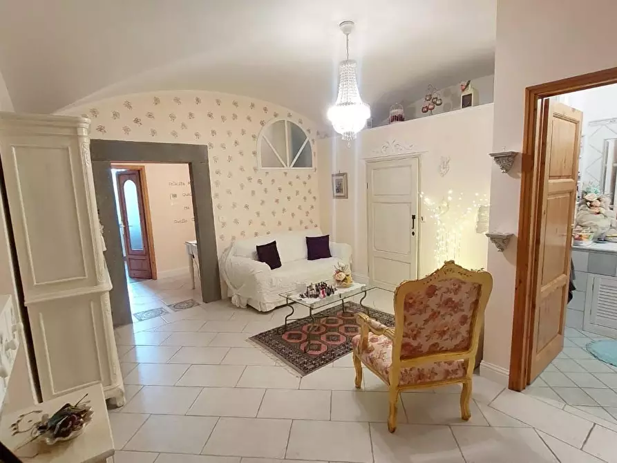 Immagine 8 di Appartamento in vendita  a Montopoli In Val D'arno