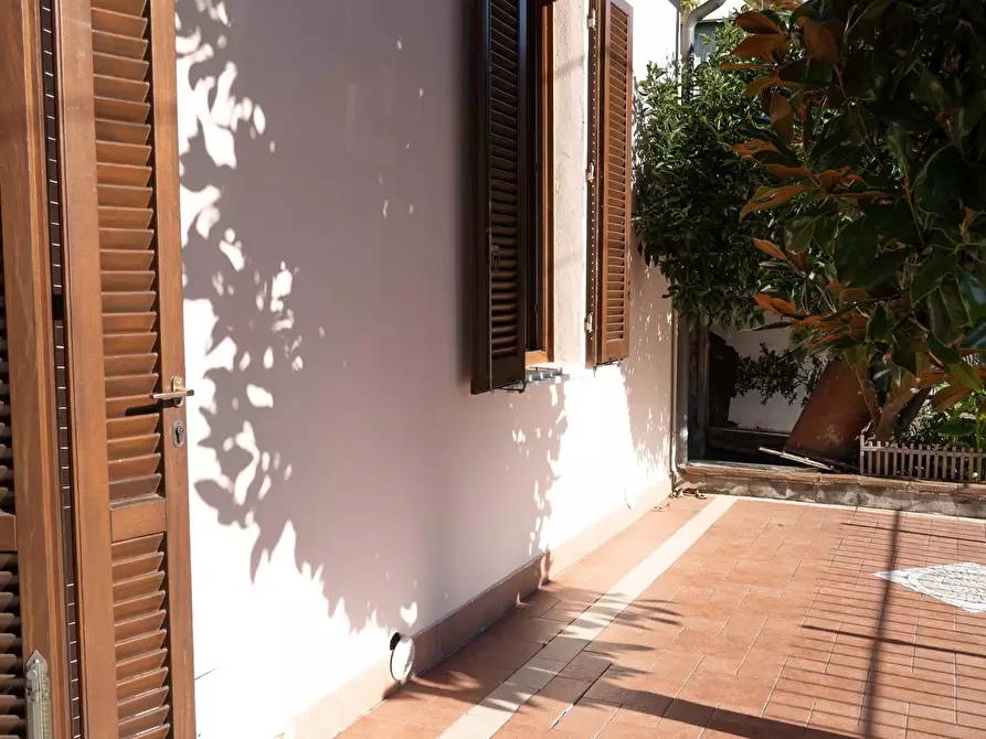 Immagine 34 di Villa in vendita  a Santa Luce