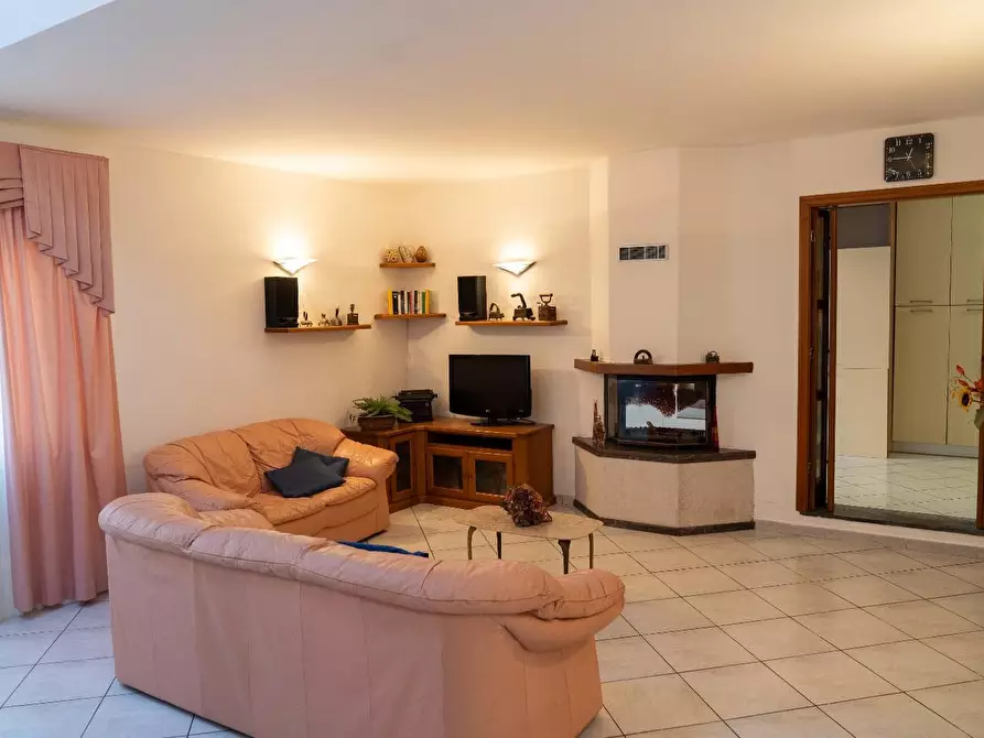 Immagine 6 di Villa in vendita  a Santa Luce