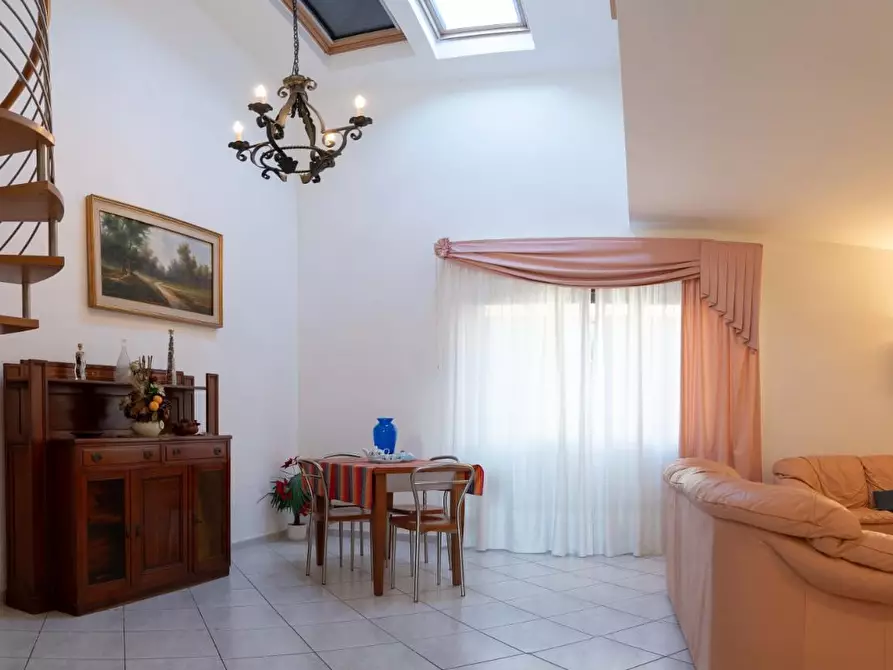 Immagine 3 di Villa in vendita  a Santa Luce