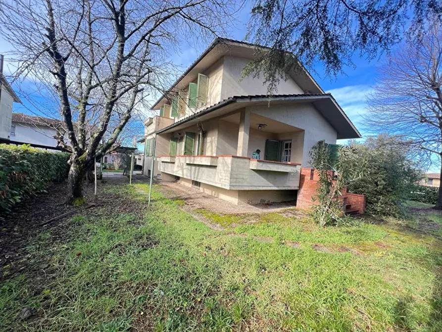 Immagine 23 di Villa in vendita  a Colle Di Val D'elsa