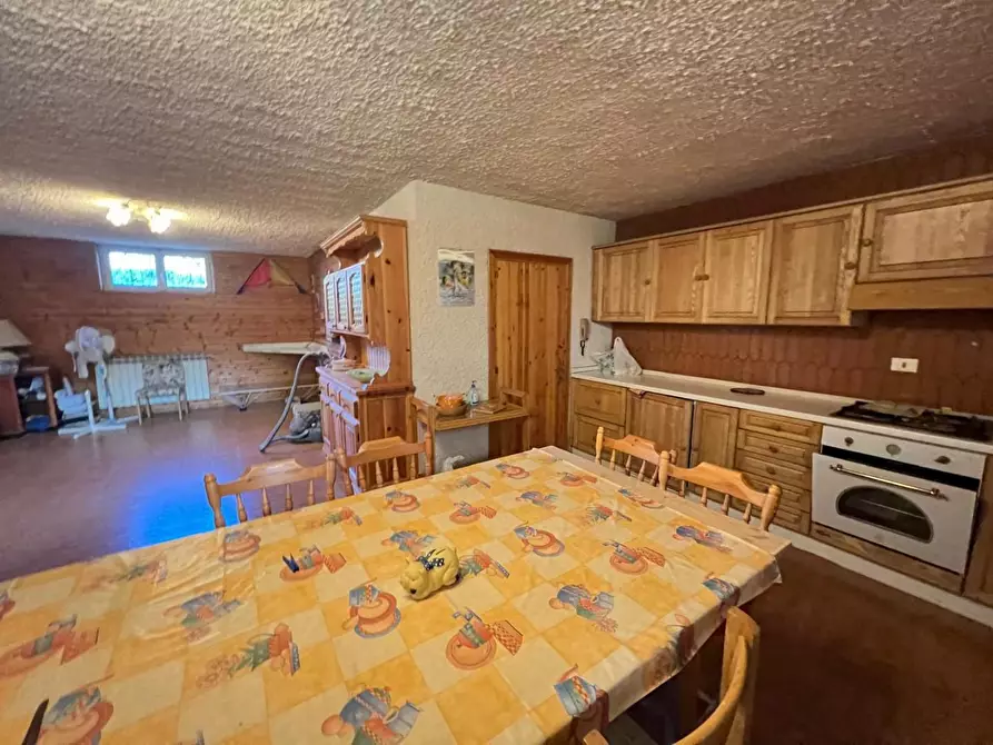 Immagine 27 di Villa in vendita  a Colle Di Val D'elsa