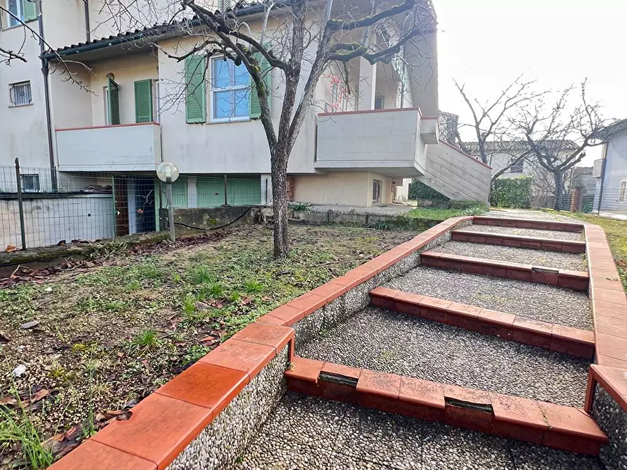 Immagine 12 di Villa in vendita  a Colle Di Val D'elsa