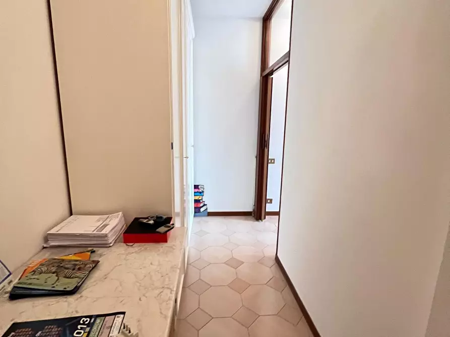 Immagine 60 di Villa in vendita  a Colle Di Val D'elsa