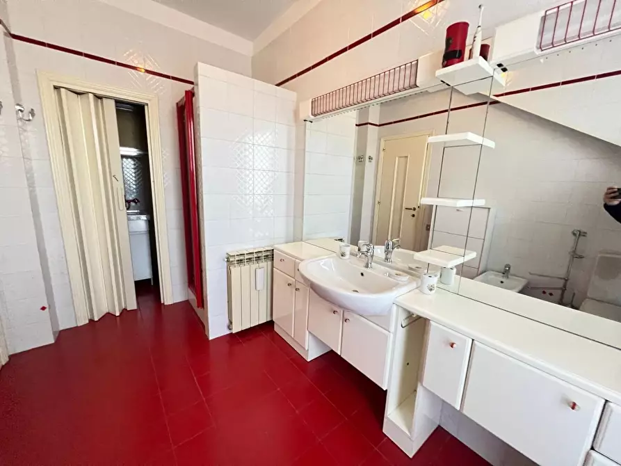 Immagine 45 di Villa in vendita  a Colle Di Val D'elsa