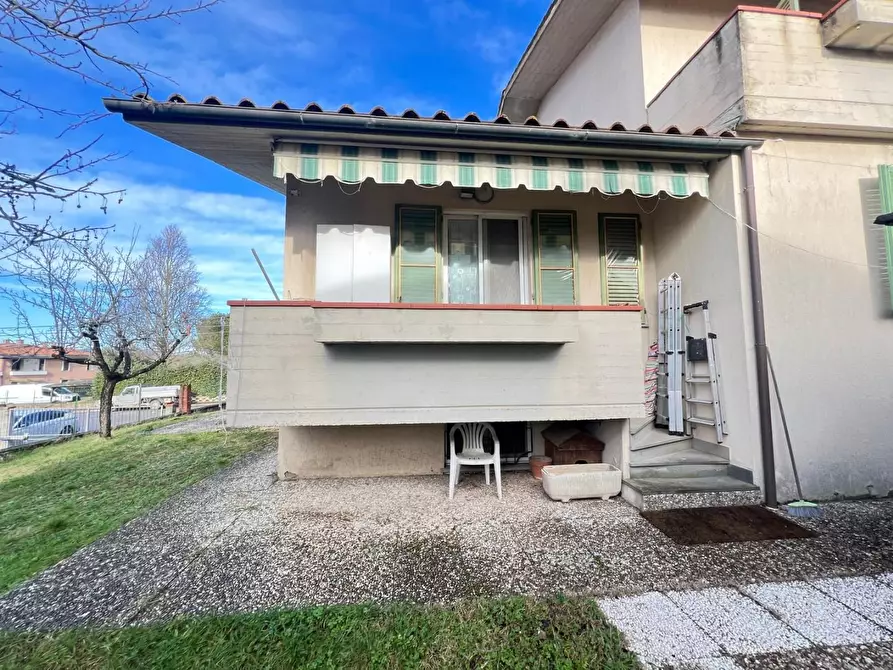 Immagine 11 di Villa in vendita  a Colle Di Val D'elsa