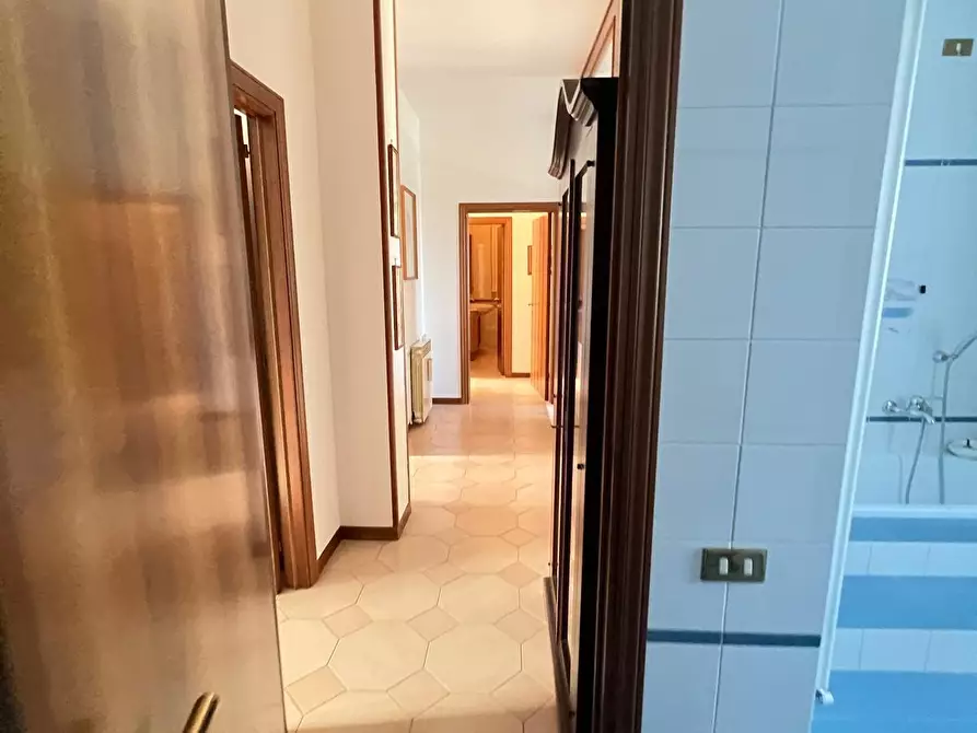 Immagine 77 di Villa in vendita  a Colle Di Val D'elsa