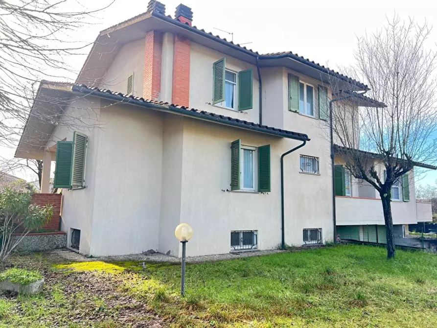 Immagine 17 di Villa in vendita  a Colle Di Val D'elsa