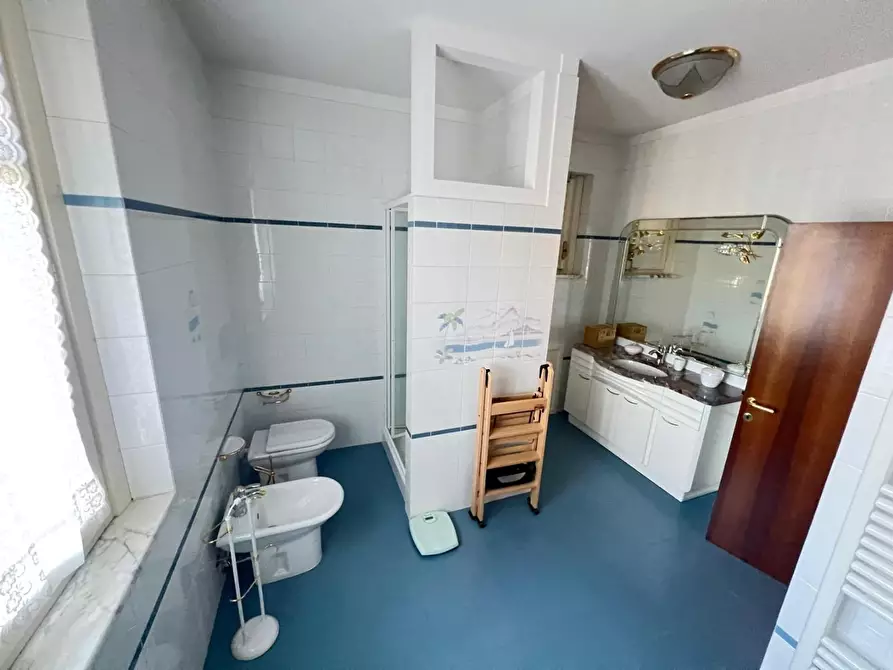 Immagine 72 di Villa in vendita  a Colle Di Val D'elsa