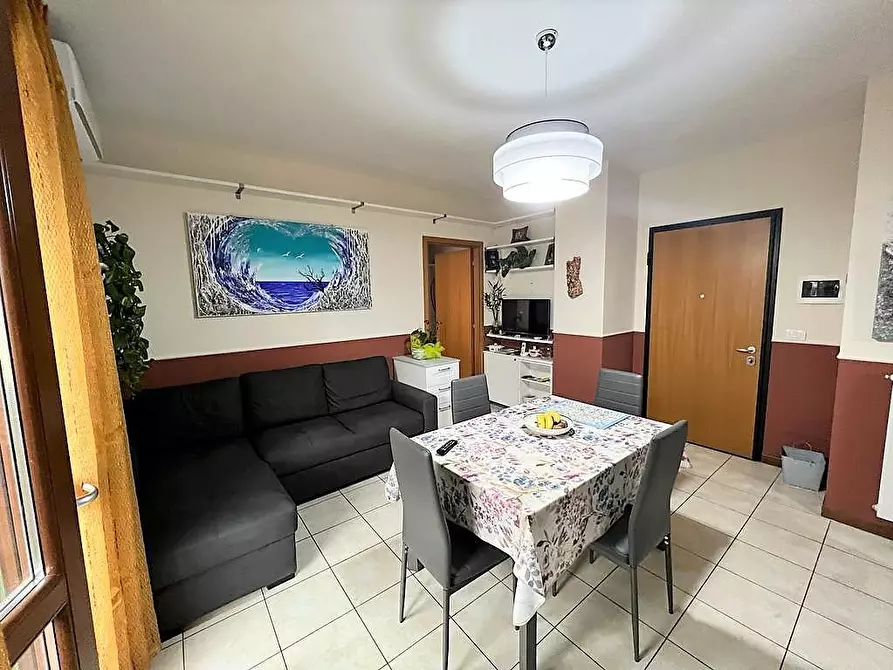 Immagine 6 di Appartamento in vendita  a Montelupo Fiorentino