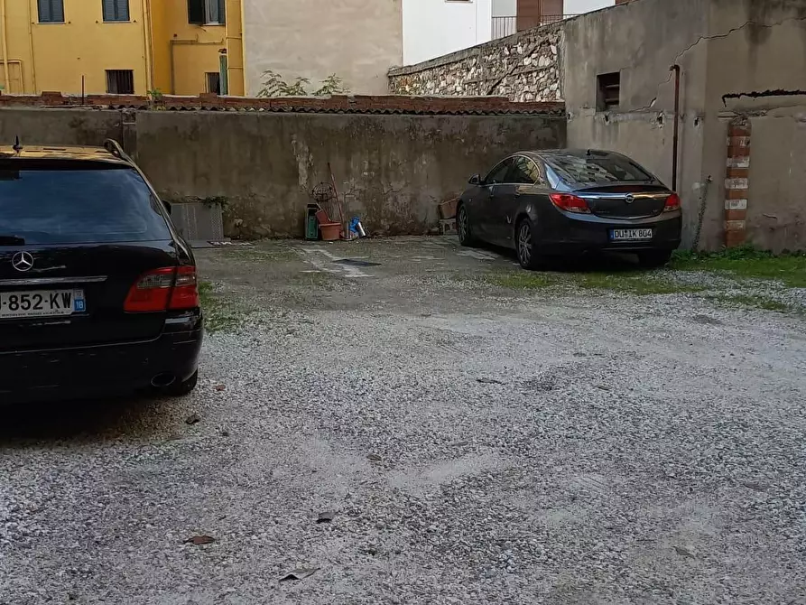 Immagine 19 di Appartamento in vendita  a Pisa