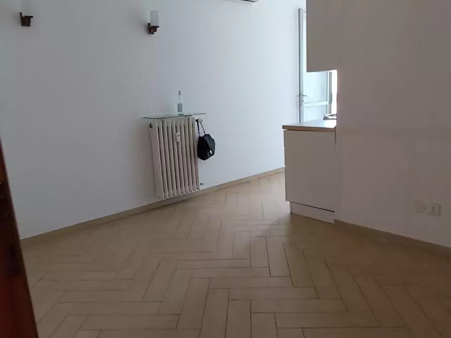 Immagine 4 di Appartamento in vendita  a Pisa