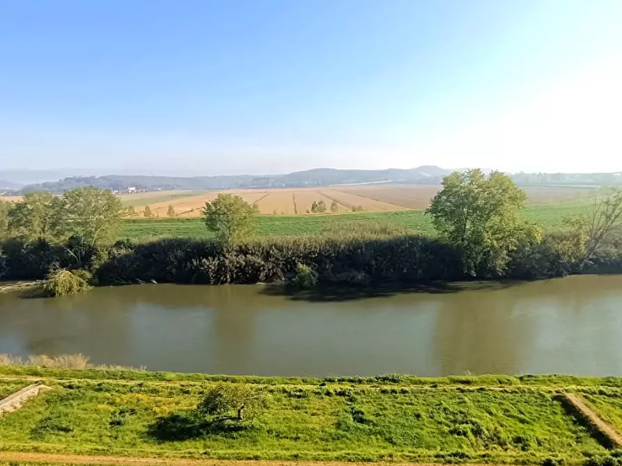 Immagine 10 di Mansarda in vendita  a Pontedera