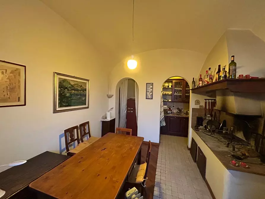 Immagine 14 di Appartamento in vendita  a Siena