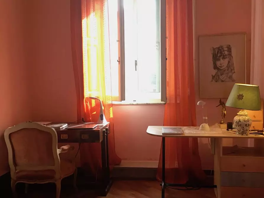 Immagine 9 di Appartamento in vendita  a Siena