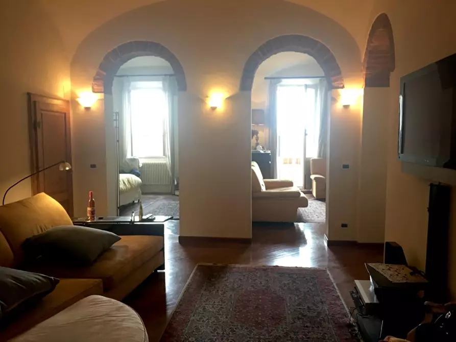 Immagine 8 di Appartamento in vendita  a Siena