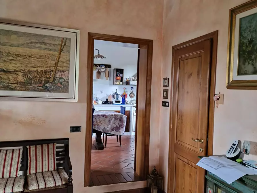 Immagine 13 di Casa colonica in vendita  a Siena
