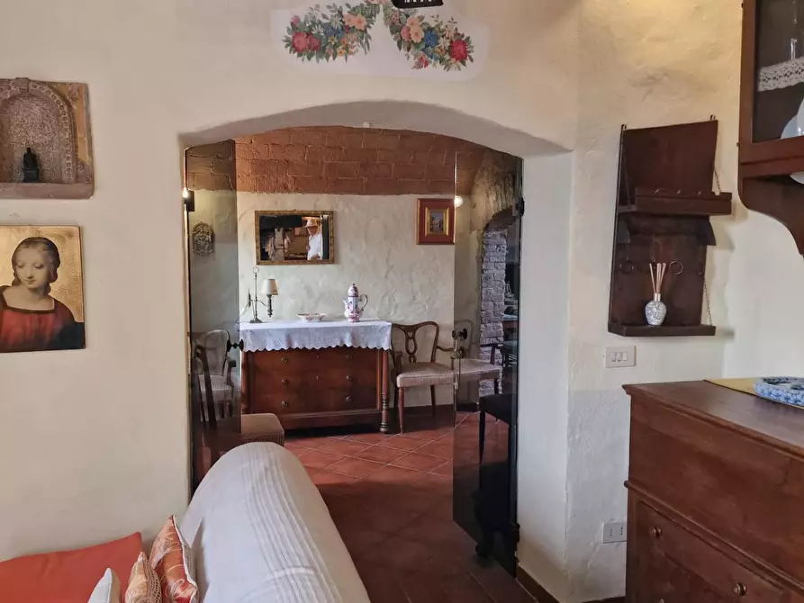 Immagine 34 di Casa colonica in vendita  a Siena