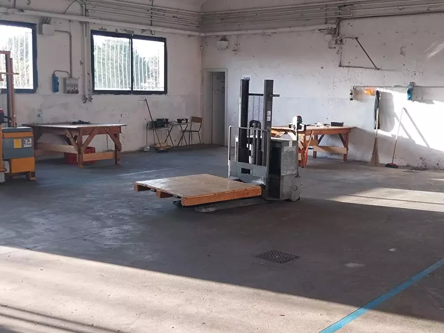 Immagine 6 di Capannone industriale in vendita  a Castelfranco Di Sotto