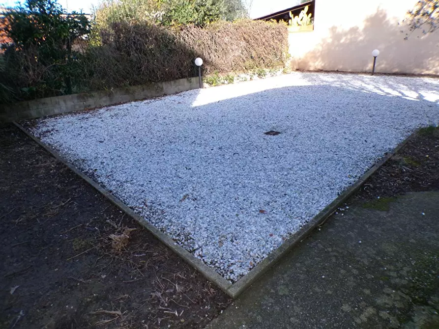 Immagine 1 di Terratetto in vendita  a Cascina