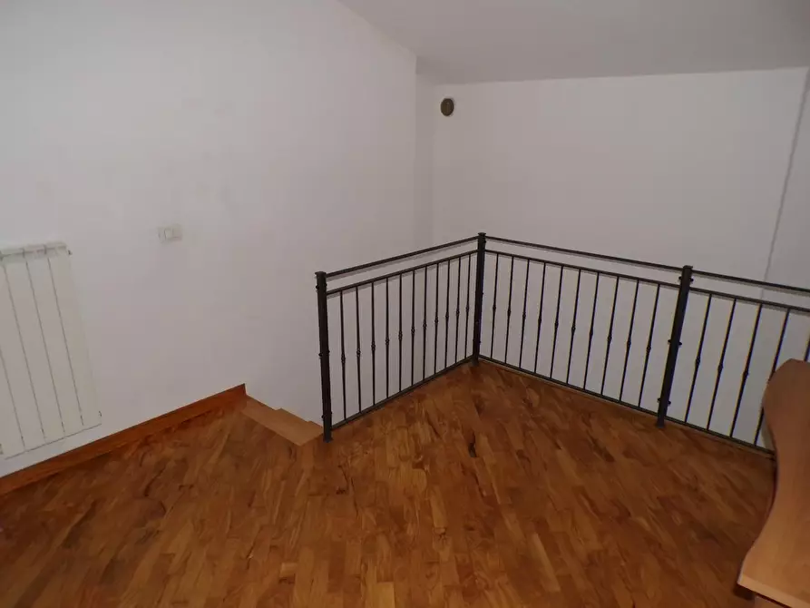 Immagine 25 di Terratetto in vendita  a Cascina