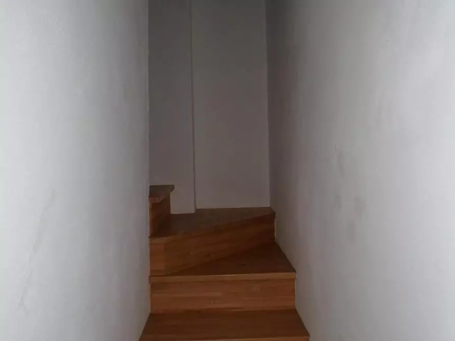 Immagine 28 di Terratetto in vendita  a Cascina