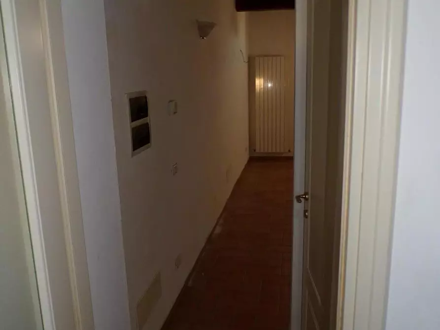 Immagine 15 di Terratetto in vendita  a Cascina