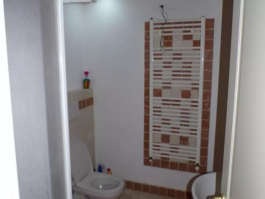 Immagine 24 di Terratetto in vendita  a Cascina