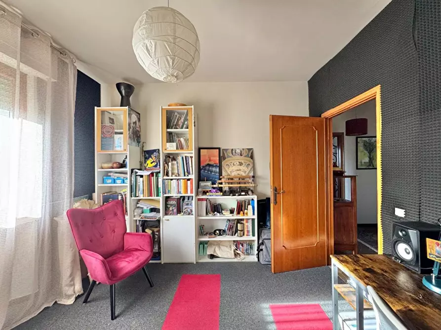 Immagine 14 di Casa bifamiliare in vendita  a Peccioli