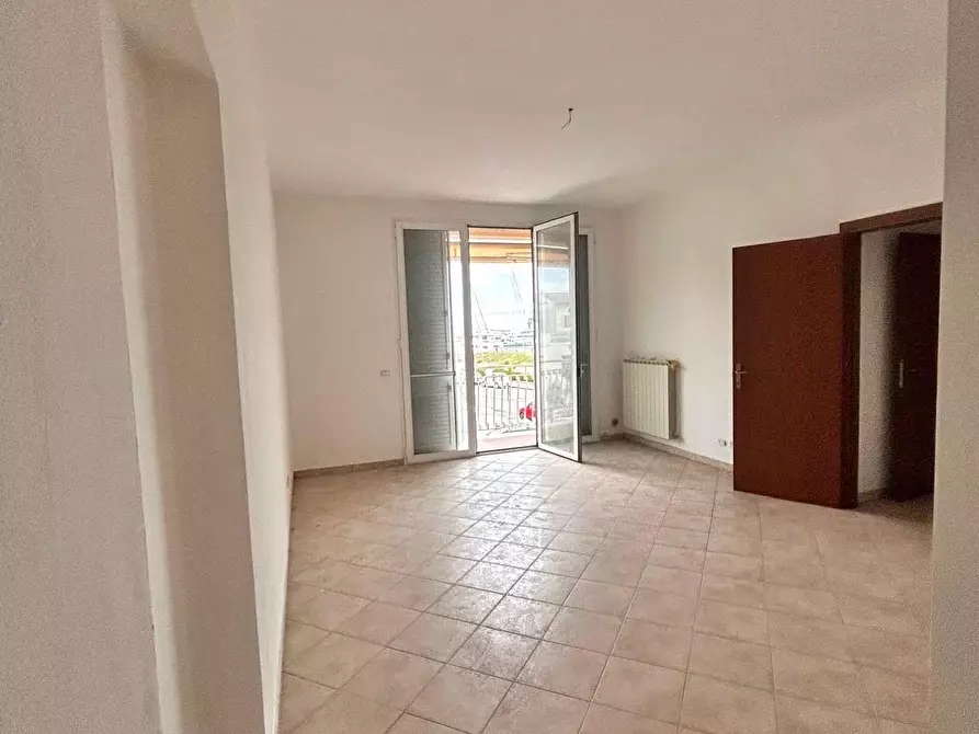 Immagine 15 di Appartamento in vendita  a Pisa