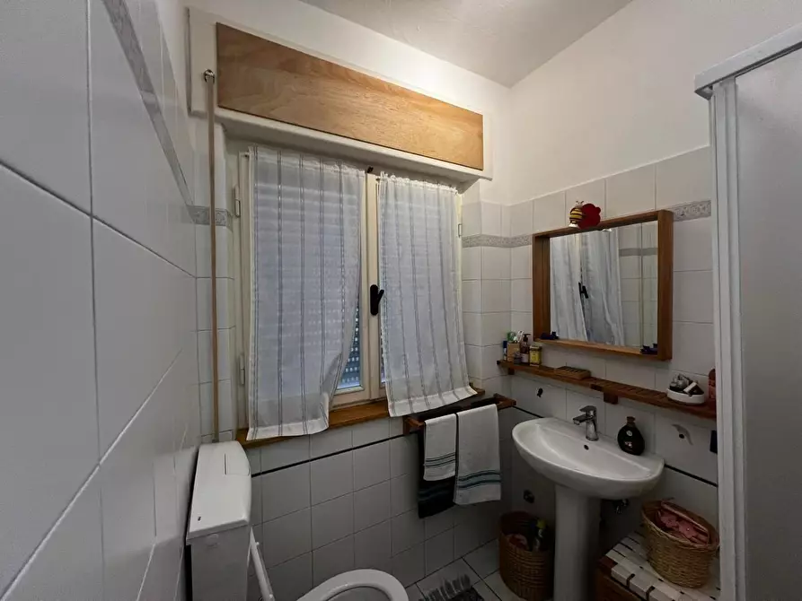 Immagine 14 di Appartamento in vendita  a Ameglia