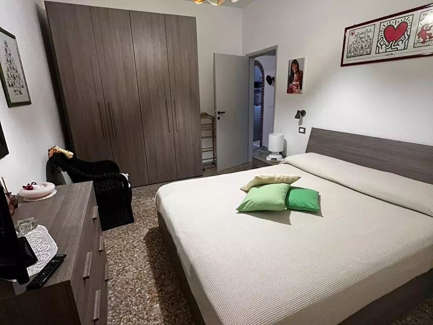 Immagine 7 di Appartamento in vendita  a Ameglia