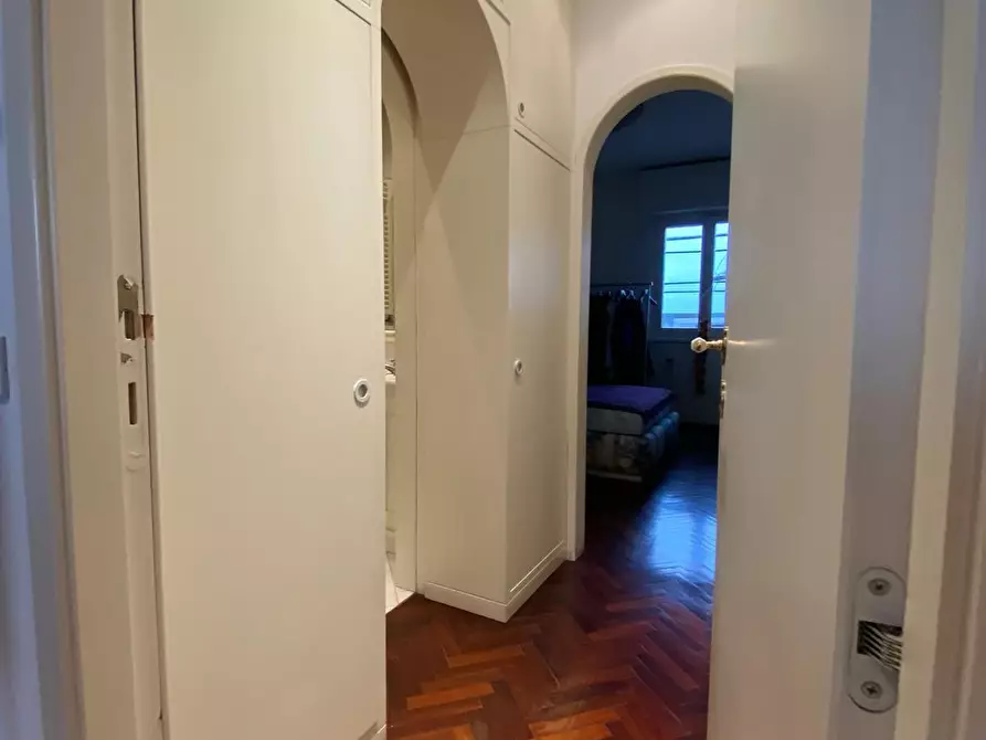 Immagine 26 di Mansarda in vendita  a Seravezza