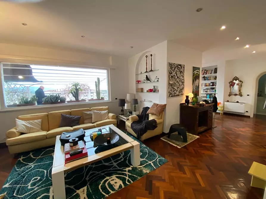 Immagine 36 di Mansarda in vendita  a Seravezza