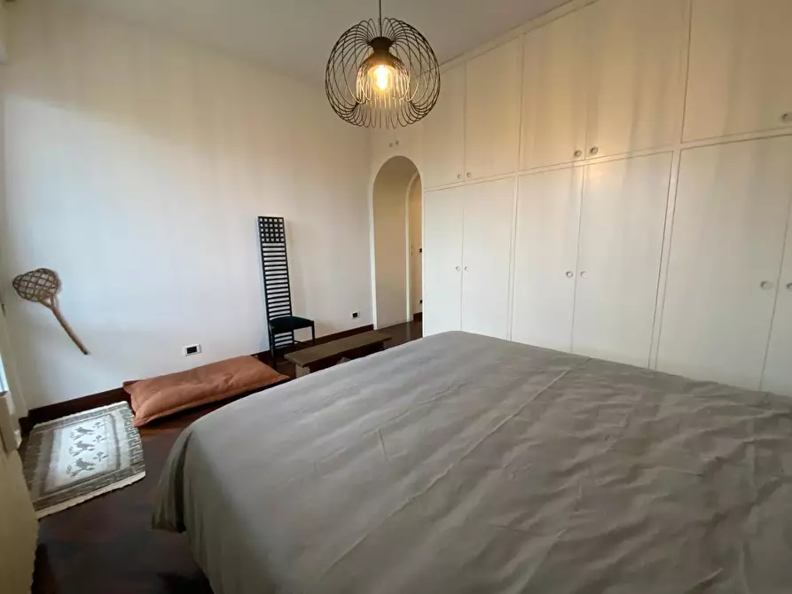 Immagine 22 di Mansarda in vendita  a Seravezza