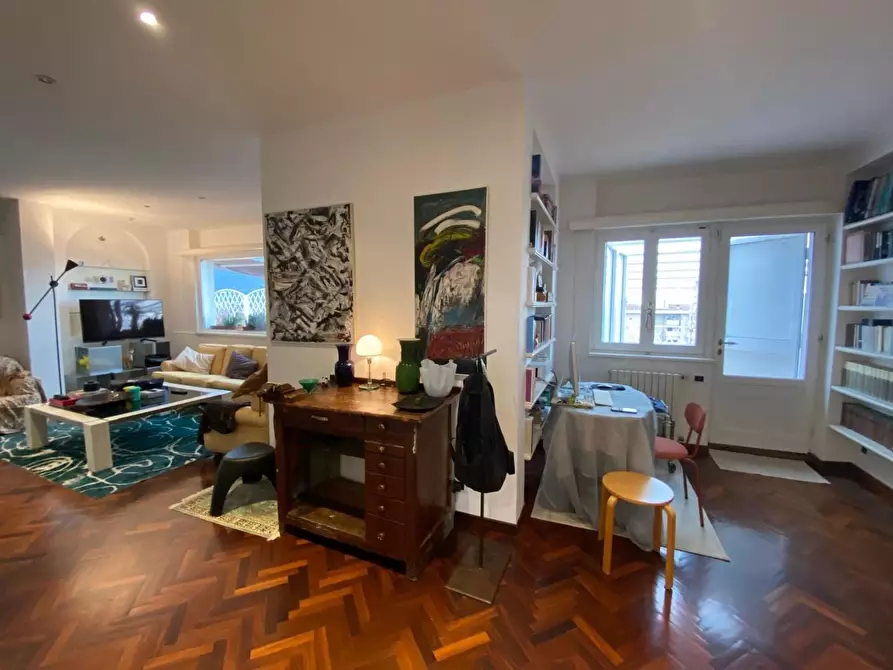 Immagine 1 di Mansarda in vendita  a Seravezza