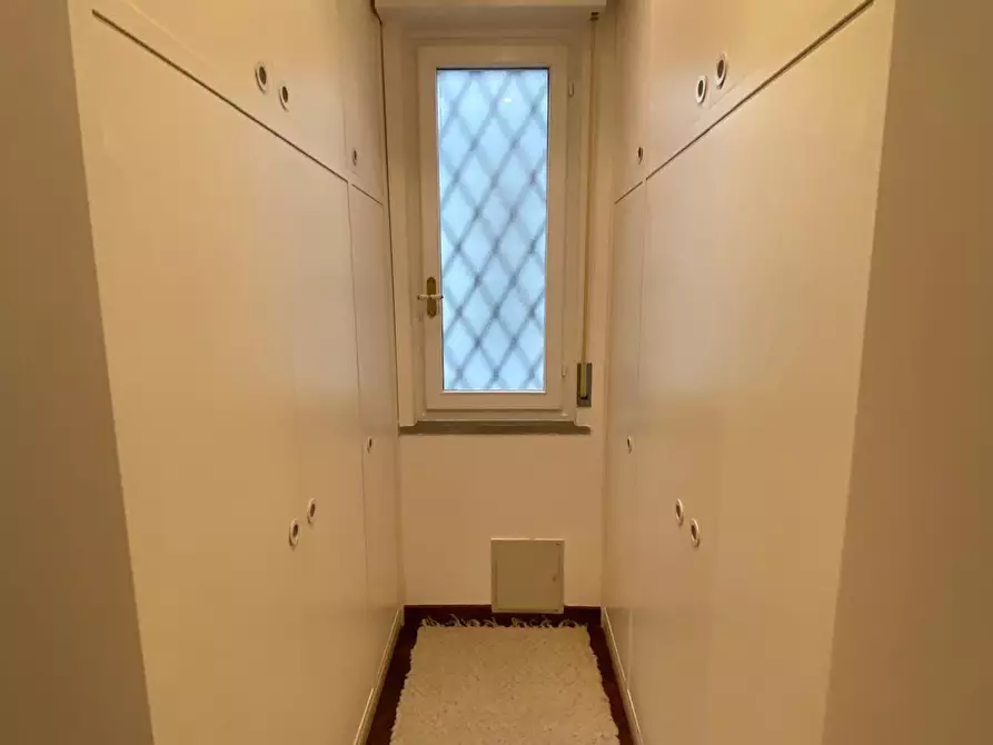 Immagine 13 di Mansarda in vendita  a Seravezza