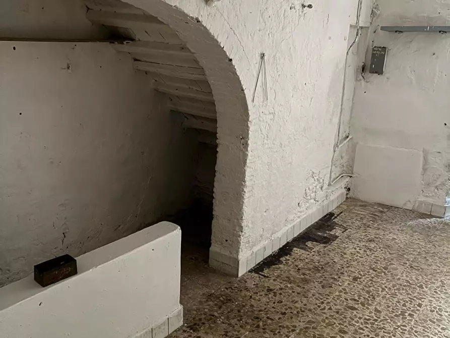 Immagine 6 di Magazzino in vendita  a Poggibonsi