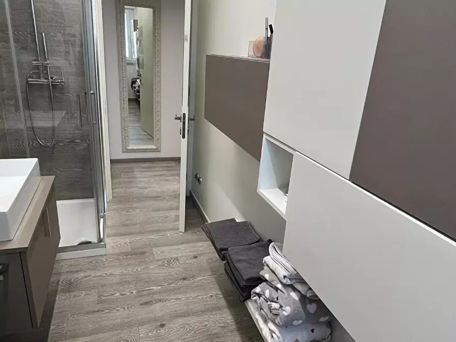 Immagine 14 di Appartamento in vendita  a Massa