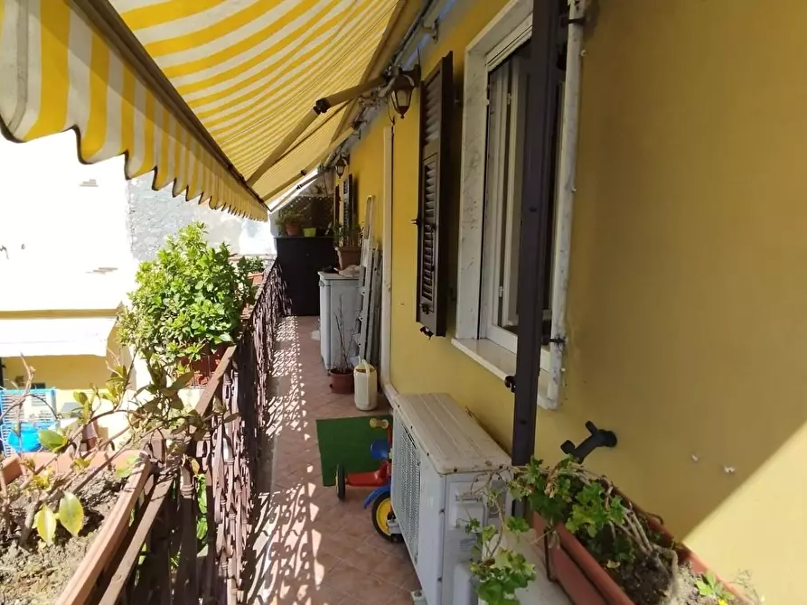 Immagine 13 di Appartamento in vendita  a Carrara