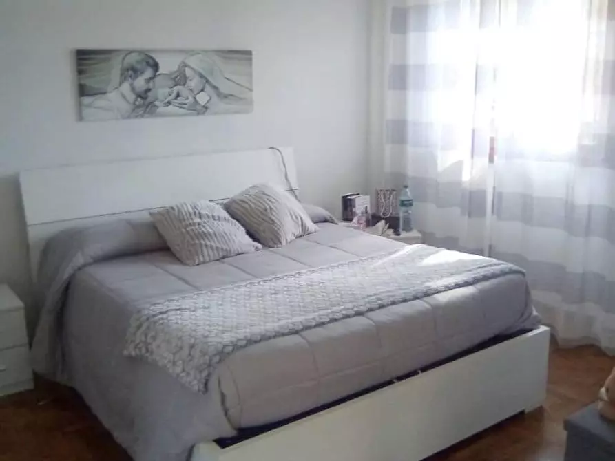 Immagine 14 di Appartamento in vendita  a Massa