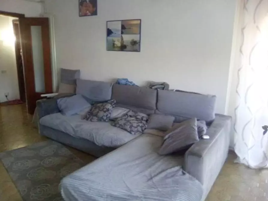 Immagine 4 di Appartamento in vendita  a Massa