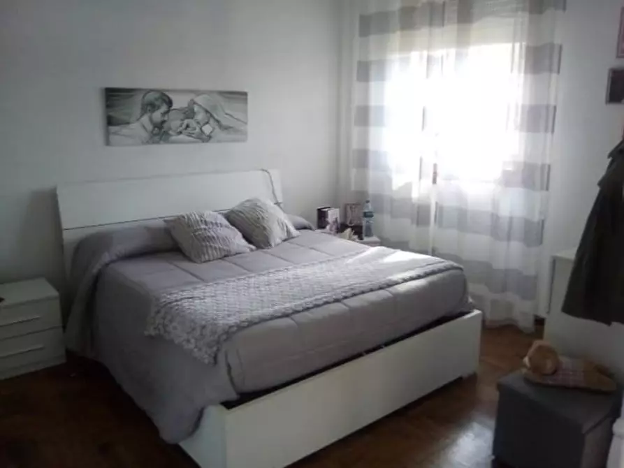 Immagine 13 di Appartamento in vendita  a Massa