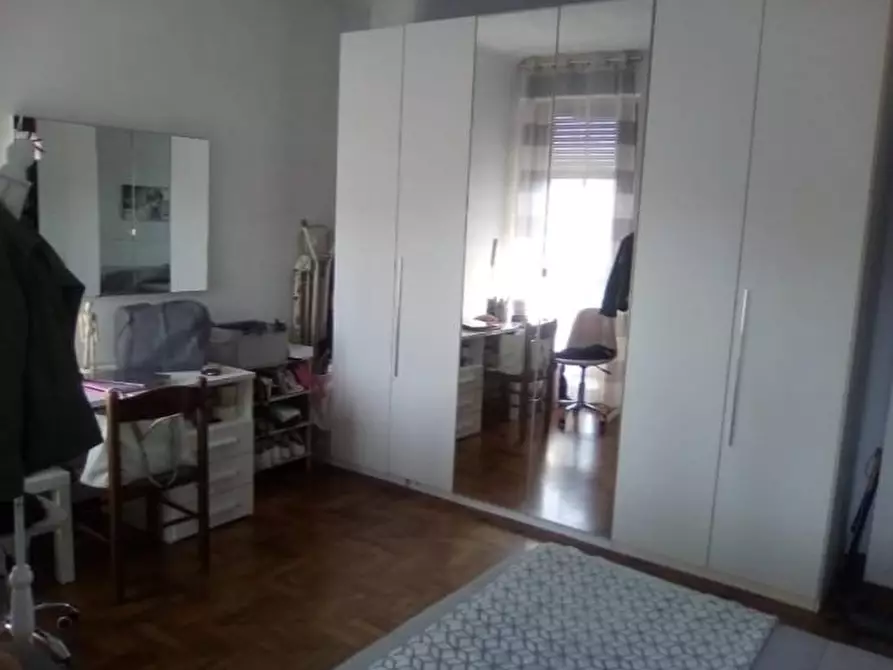 Immagine 8 di Appartamento in vendita  a Massa